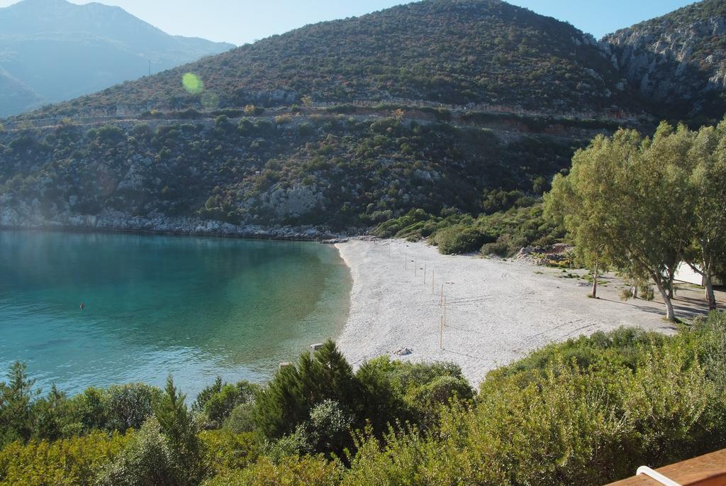 Secret Arcadia Bay - Maisonette Breathtaking Sea & Mountain View-Just On The Beach Agios Andreas  ภายนอก รูปภาพ