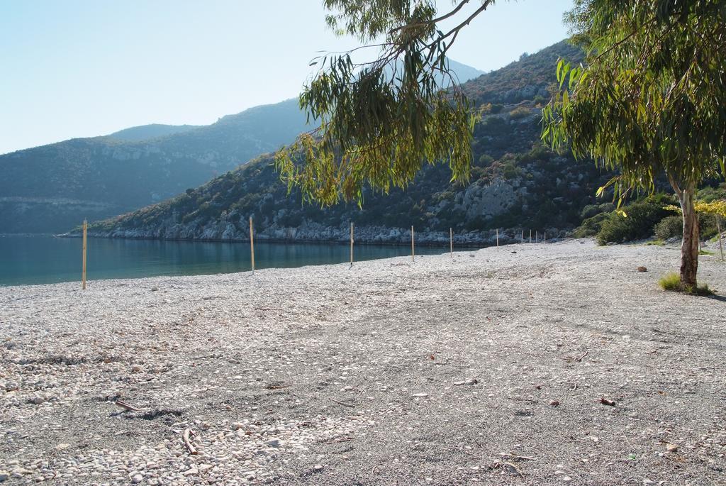 Secret Arcadia Bay - Maisonette Breathtaking Sea & Mountain View-Just On The Beach Agios Andreas  ภายนอก รูปภาพ